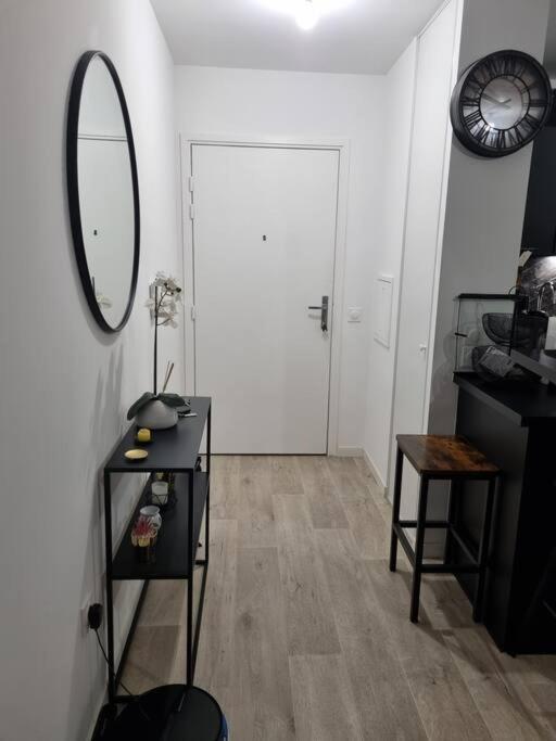 Appartement Cosy Et Equipe Meaux Exterior photo